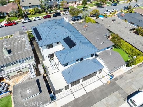 1828  Pine  , Huntington Beach, CA