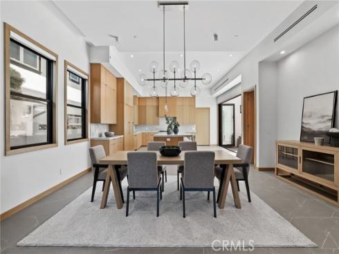 1828  Pine  , Huntington Beach, CA