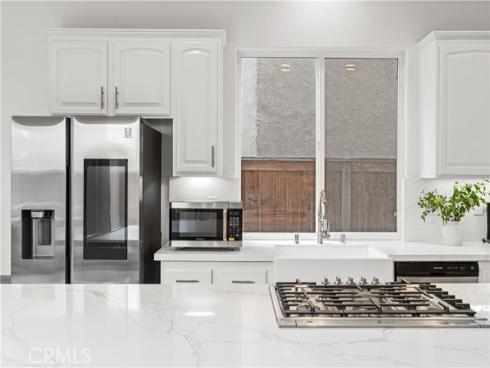 513  Pecan Ave  , Huntington Beach, CA