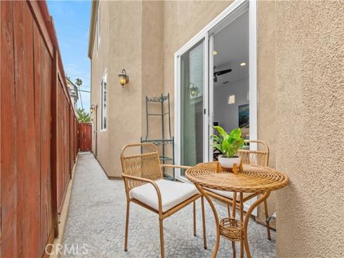 513  Pecan Ave  , Huntington Beach, CA