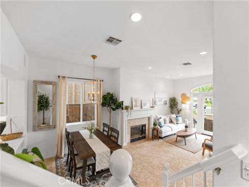 513  Pecan Ave  , Huntington Beach, CA