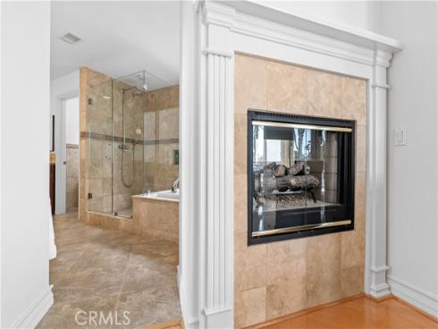 513  Pecan Ave  , Huntington Beach, CA