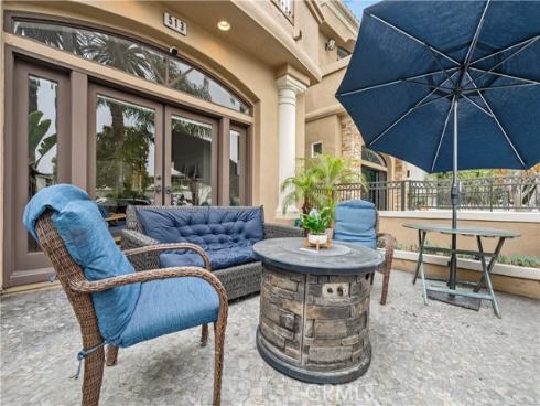 513  Pecan Ave  , Huntington Beach, CA