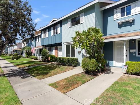 9831 Continental Dr. , Huntington Beach, CA