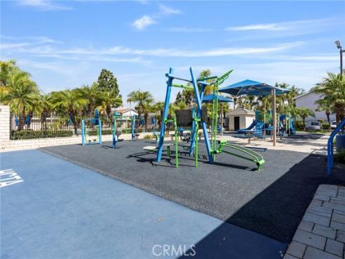 9831  Continental Dr.  , Huntington Beach, CA