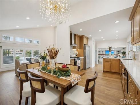 16542  Los Verdes   Lane, Huntington Beach, CA