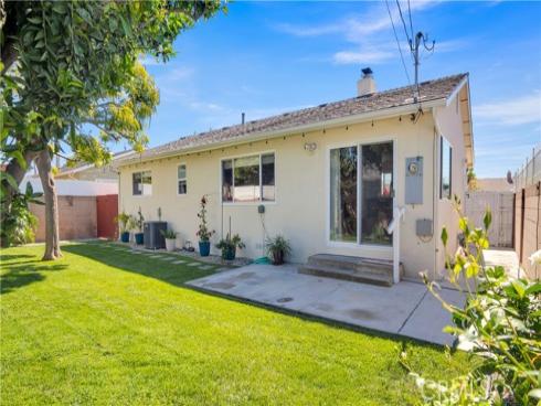 5131  Skylark  , Huntington Beach, CA