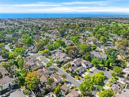 19662  Stern Lane  , Huntington Beach, CA