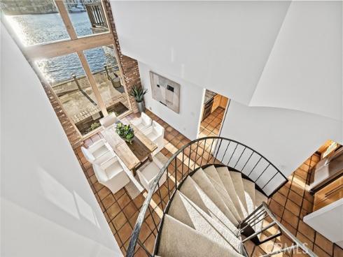 16611  Carousel   Lane, Huntington Beach, CA