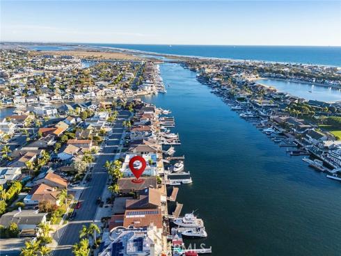 16611  Carousel   Lane, Huntington Beach, CA