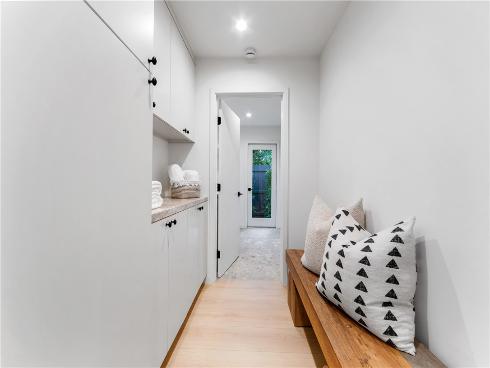 19321  Manor Point   Circle, Huntington Beach, CA