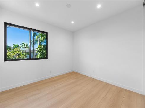 19321  Manor Point   Circle, Huntington Beach, CA