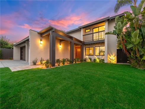 19321  Manor Point   Circle, Huntington Beach, CA