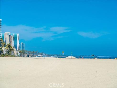 7993  Aldea   Circle, Huntington Beach, CA