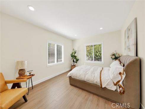 302  Cleveland  , Huntington Beach, CA