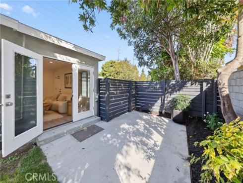 302  Cleveland  , Huntington Beach, CA