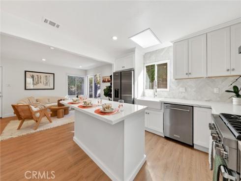 302  Cleveland  , Huntington Beach, CA