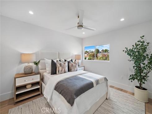 5262 Glenroy Dr , Huntington Beach, CA