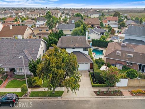 5262 Glenroy Dr , Huntington Beach, CA