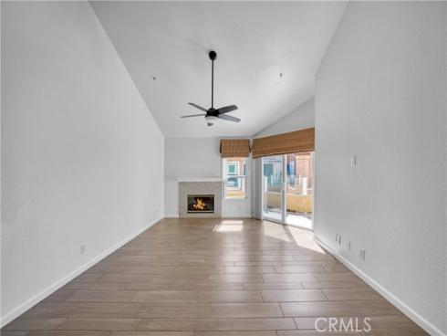 2000  Pacific Coast Hwy  309 , Huntington Beach, CA