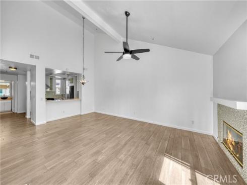 2000  Pacific Coast Hwy  309 , Huntington Beach, CA