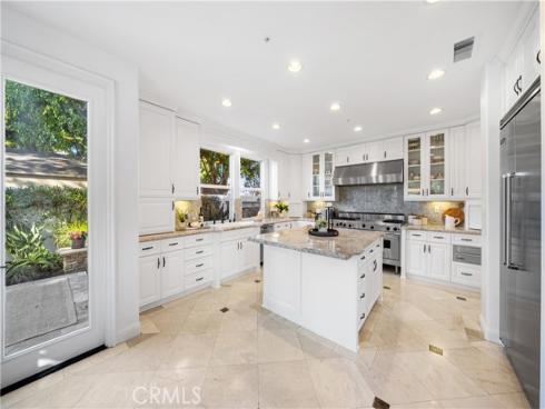 19731  Estate Circle  , Huntington Beach, CA