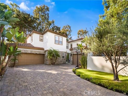 19731  Estate Circle  , Huntington Beach, CA