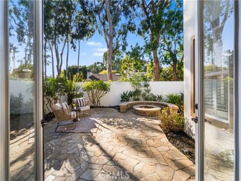 19731  Estate Circle  , Huntington Beach, CA