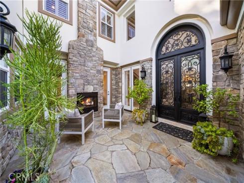 19731  Estate Circle  , Huntington Beach, CA