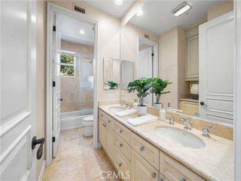 19731  Estate Circle  , Huntington Beach, CA