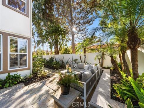 19731  Estate Circle  , Huntington Beach, CA