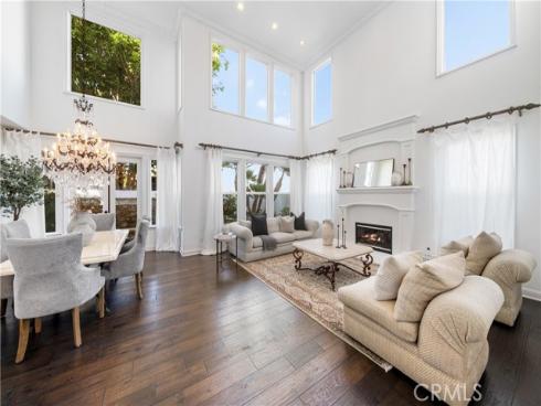 19731  Estate Circle  , Huntington Beach, CA