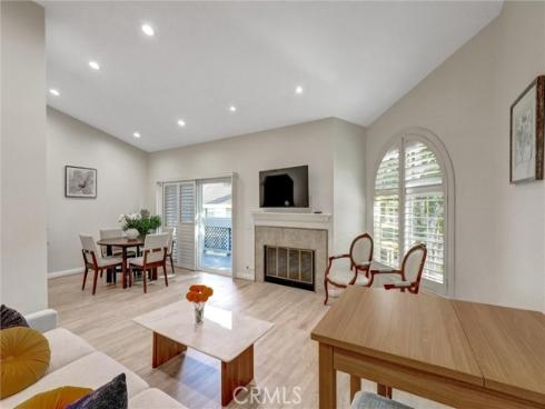 7262  Yellowtail Drive #206  , Huntington Beach, CA