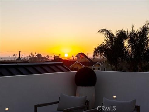 9121  Christine   Drive, Huntington Beach, CA