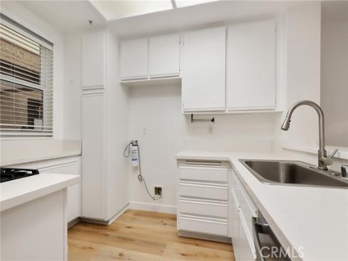 2000  Pacific Coast  103  Highway, Huntington Beach, CA