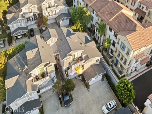 19172  Holly  D  Lane, Huntington Beach, CA