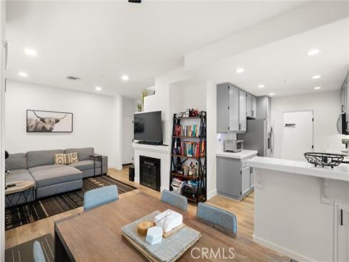 19172  Holly  D  Lane, Huntington Beach, CA