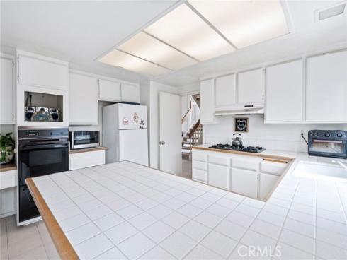 8342  Seaport  , Huntington Beach, CA