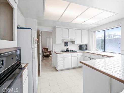 8342  Seaport  , Huntington Beach, CA