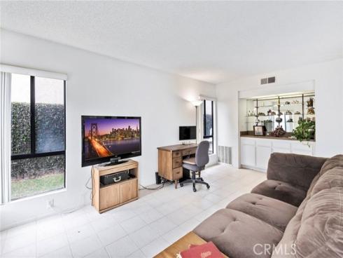 8342  Seaport  , Huntington Beach, CA