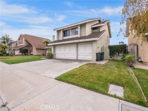 8342  Seaport  , Huntington Beach, CA