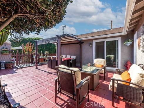 8242  Grant   Drive, Huntington Beach, CA