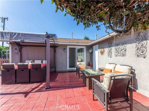 8242  Grant   Drive, Huntington Beach, CA