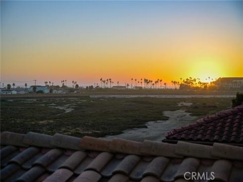 8438  Hibiscus  , Huntington Beach, CA