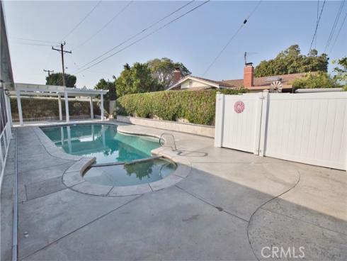 6091  Dundee   Drive, Huntington Beach, CA