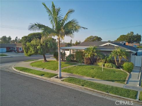 6091  Dundee   Drive, Huntington Beach, CA