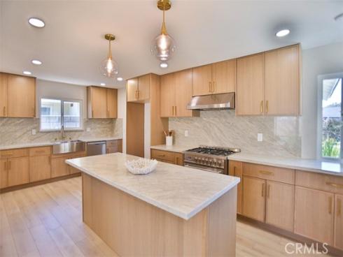 6401  Royal Oak  , Huntington Beach, CA