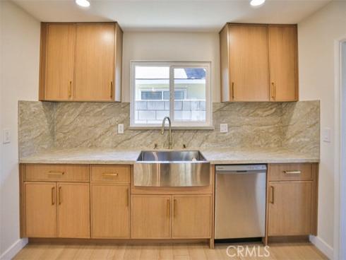 6401  Royal Oak  , Huntington Beach, CA