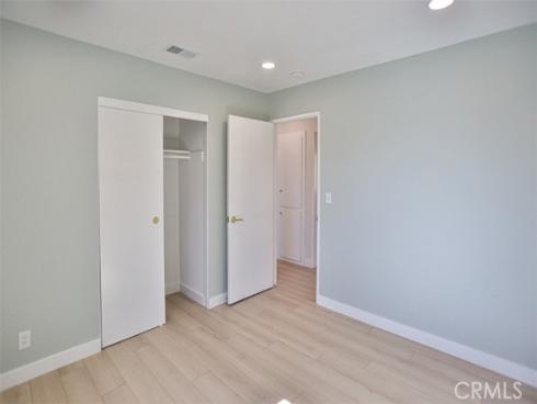 6401  Royal Oak  , Huntington Beach, CA