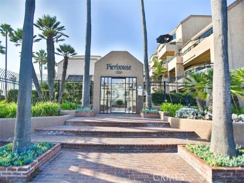 1200  Pacific Coast  423 , Huntington Beach, CA